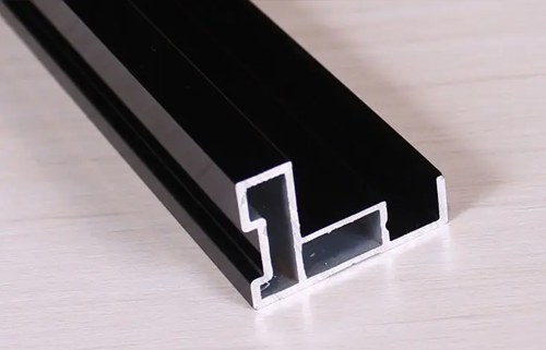 ��ɫ���߿�